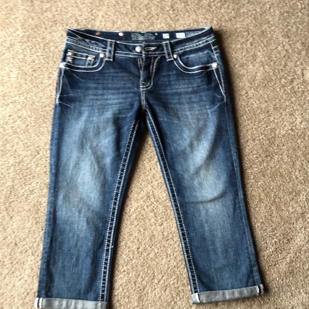 Miss Me Capris 29” waist
